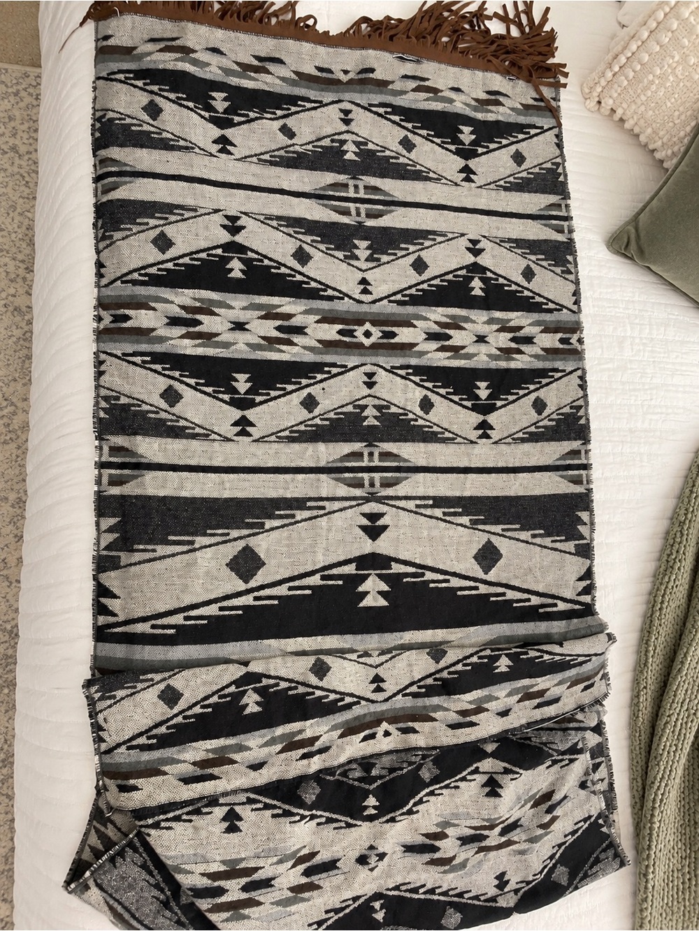 Black & Gray Patterned Scarf